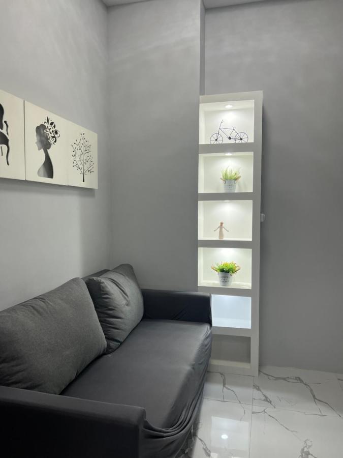 Chic, Modern , Minimalist Design At The Loop Condo Tower Cagayán de Oro Exterior foto